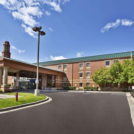Baymont By Wyndham Knoxville/Cedar Bluff Exterior foto